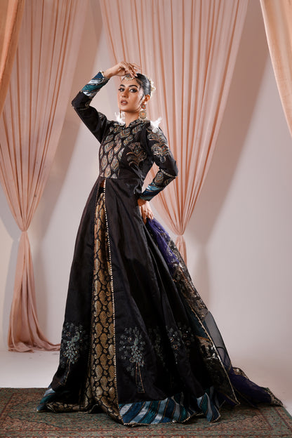 Moorni Black