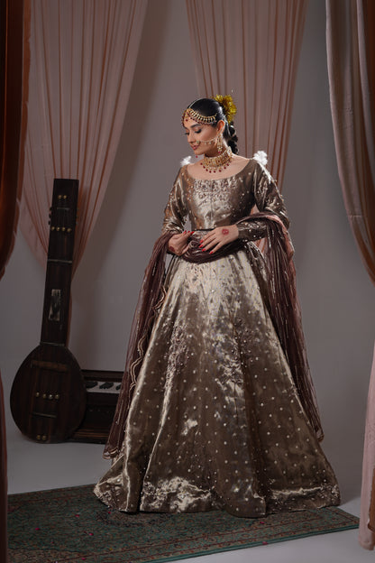 Zehra Antique