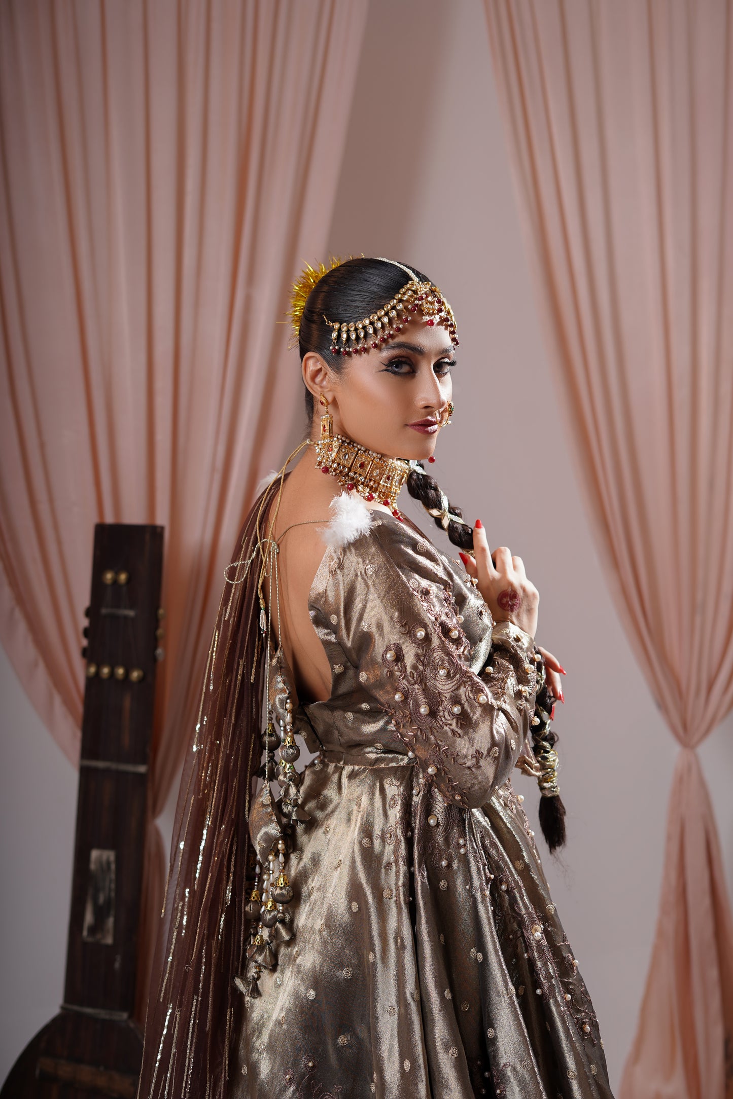 Zehra Antique