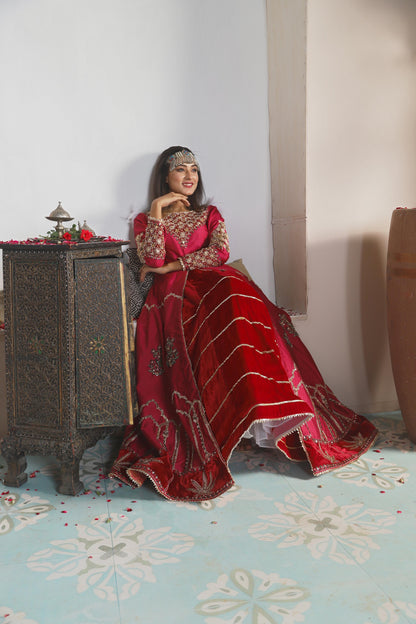 Fakhta gown